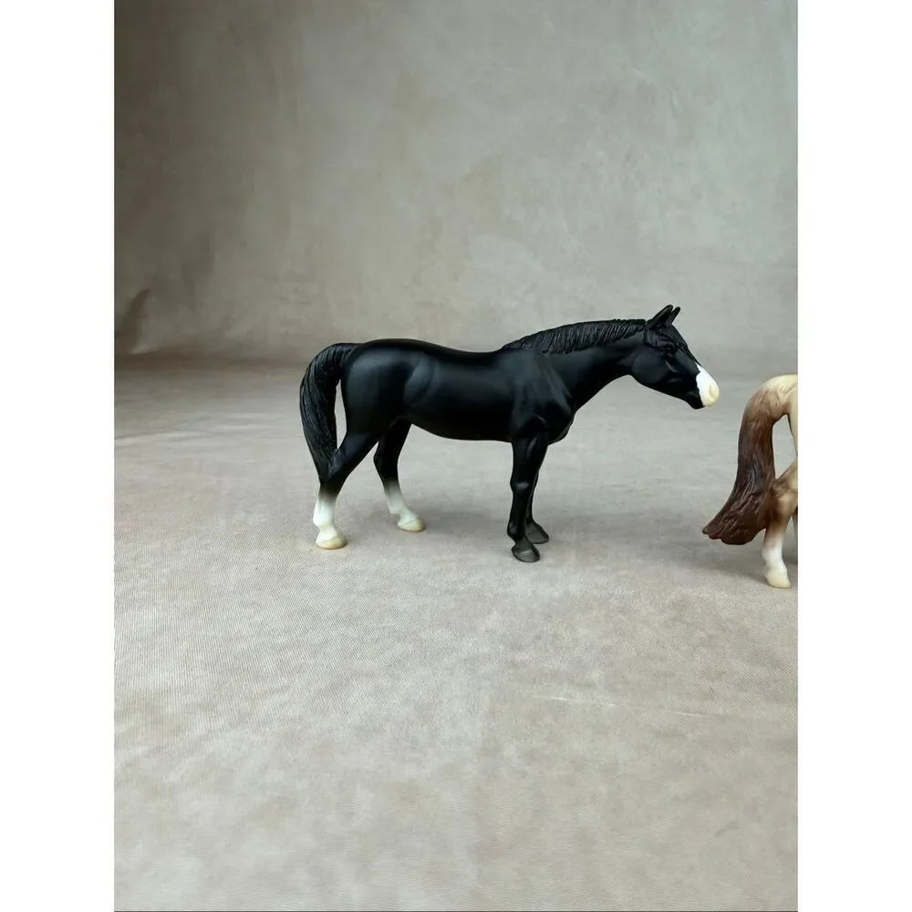 Breyer Stablemates Horse Foal Surprise QH Warmblood READ